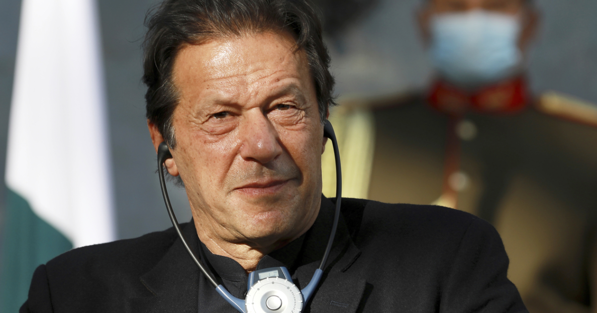 Pakistan: Imran Khan faces uncertain future amid political row in Punjab